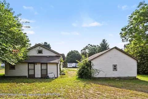 Exterior - 309 Burgess St, Lyons, MI 48851 photo 7 of 8