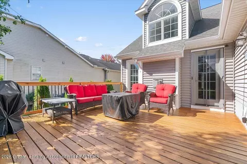 Exterior - 4101 Presidents Way, Dewitt, MI 48820 photo 4 of 7