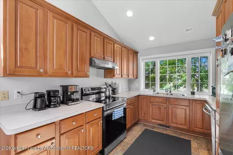 Kitchen - 4101 Presidents Way, Dewitt, MI 48820 photo 1 of 4