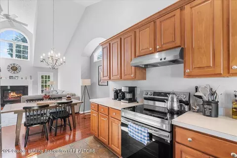 Kitchen - 4101 Presidents Way, Dewitt, MI 48820 photo 3 of 4