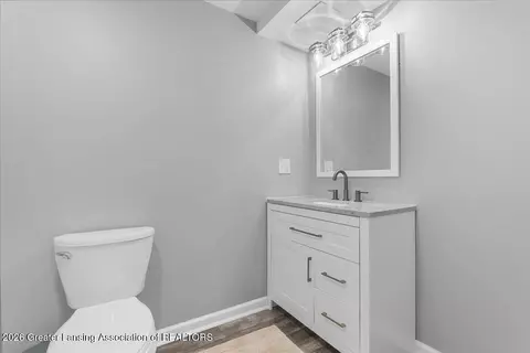 Bath - 4101 Presidents Way, Dewitt, MI 48820 photo 3 of 3