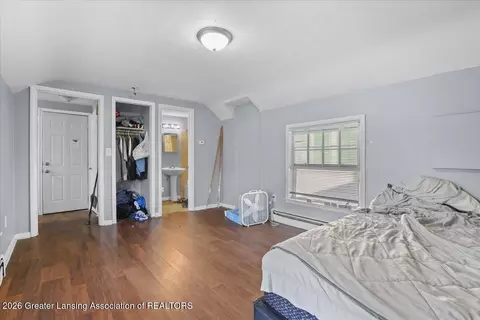 Bedroom - 131 S 8th St, Lansing, MI 48912 photo 7 of 7