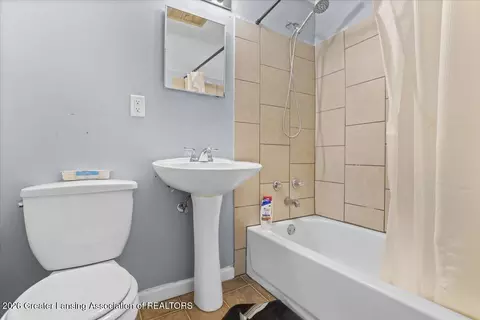 Bath - 131 S 8th St, Lansing, MI 48912 photo 4 of 4