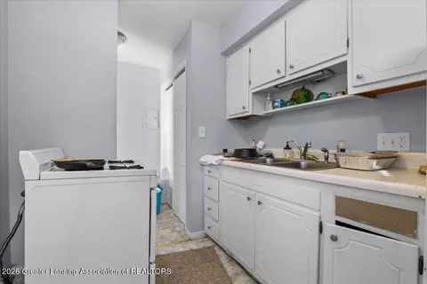 Kitchen - 131 S 8th St, Lansing, MI 48912 photo 4 of 6