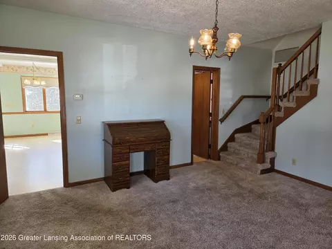 Living - 11041 W Kent St, Fowler, MI 48835 photo 2 of 7