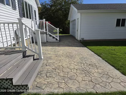 Exterior - 11041 W Kent St, Fowler, MI 48835 photo 7 of 12