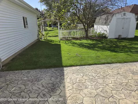 Exterior - 11041 W Kent St, Fowler, MI 48835 photo 8 of 12