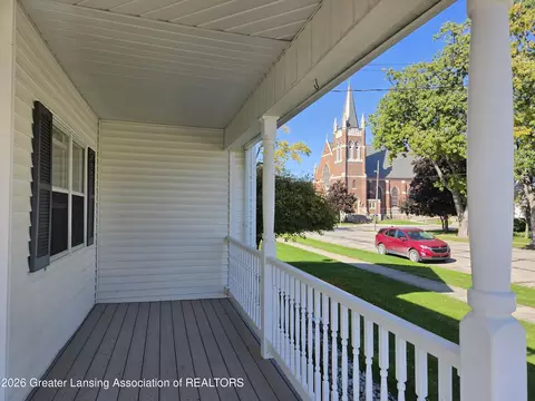 Exterior - 11041 W Kent St, Fowler, MI 48835 photo 9 of 12
