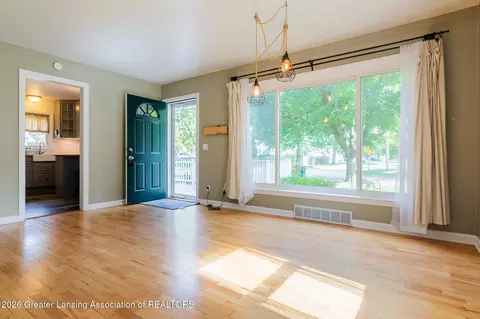 Living - 219 Kipling Blvd, Lansing, MI 48912 photo 2 of 2