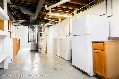 Other - 219 Kipling Blvd, Lansing, MI 48912 photo 6 of 8