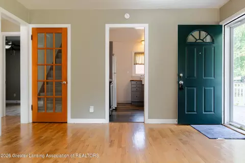 Entry Way - 219 Kipling Blvd, Lansing, MI 48912 photo 1 of 1