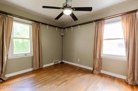 Bedroom - 219 Kipling Blvd, Lansing, MI 48912 photo 1 of 4