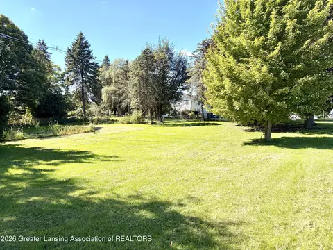 Exterior - 2915 W Gresham Hwy, Charlotte, MI 48813 photo 3 of 11
