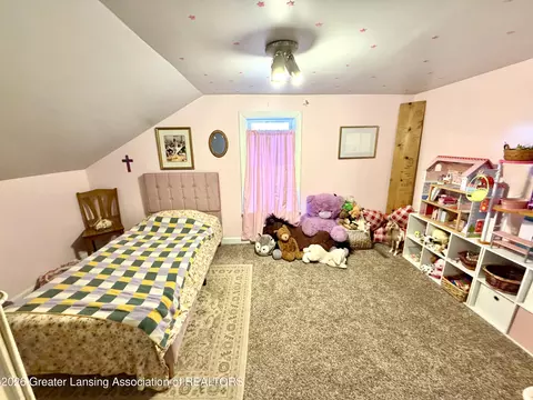 Bedroom - 2915 W Gresham Hwy, Charlotte, MI 48813 photo 1 of 6