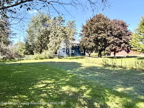 Exterior - 2915 W Gresham Hwy, Charlotte, MI 48813 photo 2 of 11