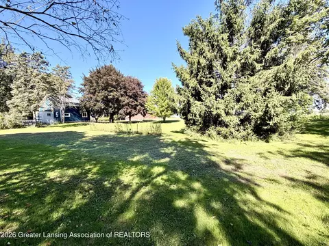 Exterior - 2915 W Gresham Hwy, Charlotte, MI 48813 photo 6 of 11