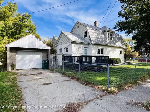 130 Lathrop St, Lansing, MI 48912