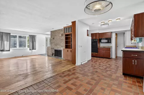 Living - 1463 Cheboygan Rd, Okemos, MI 48864 photo 3 of 3