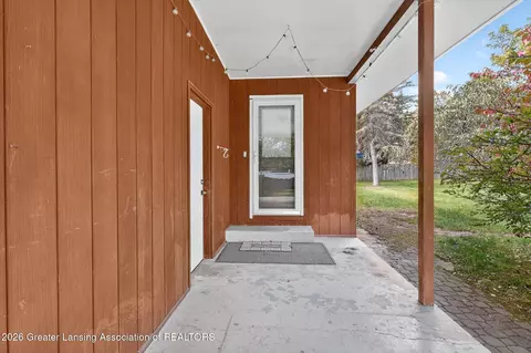 Exterior - 1463 Cheboygan Rd, Okemos, MI 48864 photo 4 of 7
