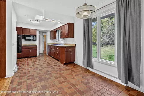Kitchen - 1463 Cheboygan Rd, Okemos, MI 48864 photo 1 of 2