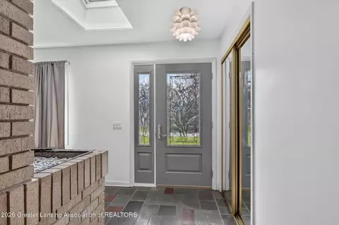 Entry Way - 1463 Cheboygan Rd, Okemos, MI 48864 photo 3 of 4