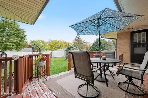 Exterior - 837 Ellery Ave, Jackson, MI 49202 photo 3 of 3