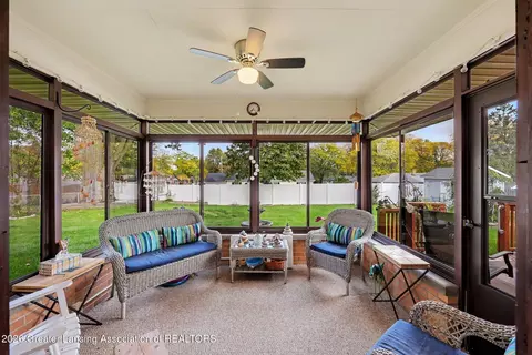 Exterior - 837 Ellery Ave, Jackson, MI 49202 photo 1 of 3