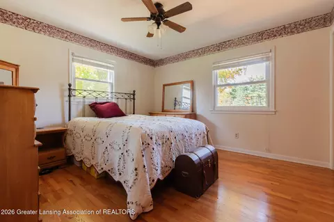 Bedroom - 13541 S Wright Rd, Eagle, MI 48822 photo 1 of 3
