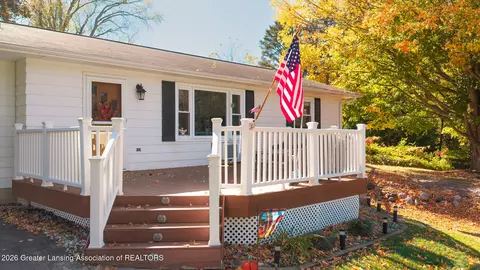 Exterior - 13541 S Wright Rd, Eagle, MI 48822 photo 2 of 2