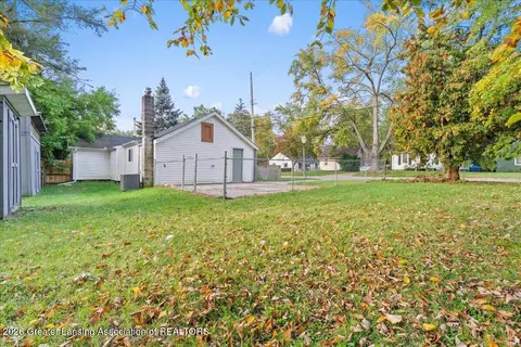 Exterior - 301 E Potter Ave, Lansing, MI 48910 photo 1 of 7