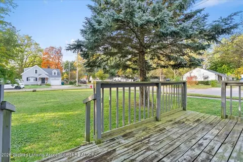 Exterior - 301 E Potter Ave, Lansing, MI 48910 photo 7 of 7