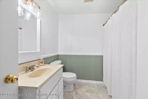 Bath - 301 E Potter Ave, Lansing, MI 48910 photo 1 of 1