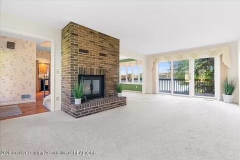Living - 1013 W Geneva Dr, Dewitt, MI 48820 photo 1 of 6