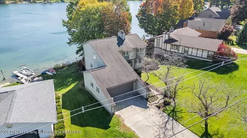 View/Area - 1013 W Geneva Dr, Dewitt, MI 48820 photo 10 of 11