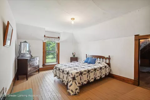 Bedroom - 6491 Oneida Rd, Charlotte, MI 48813 photo 7 of 9