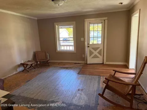 Living - 215 W Quincy St, Dimondale, MI 48821 photo 1 of 2
