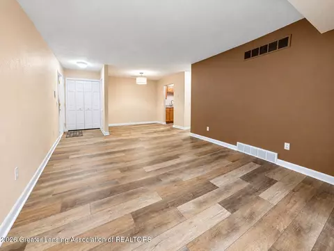 Living - 5402 Maple Rdg #36, Haslett, MI 48840 photo 4 of 5