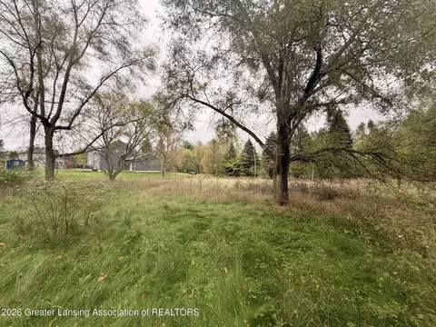 2287 Hiddenview Ln, Williamston, MI 48895 photo 6