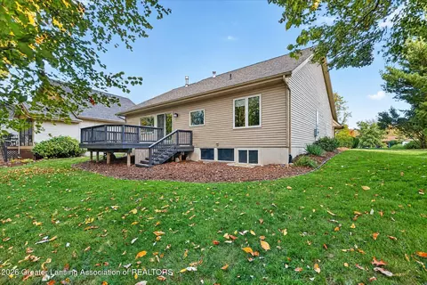 Exterior - 7772 Forest View Dr, Haslett, MI 48840 photo 5 of 7