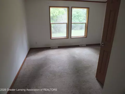 Bedroom - 1811 E North, Sumner, MI 48889 photo 2 of 3