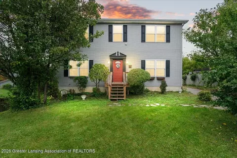 1652 Coolidge Rd, East Lansing, MI 48823