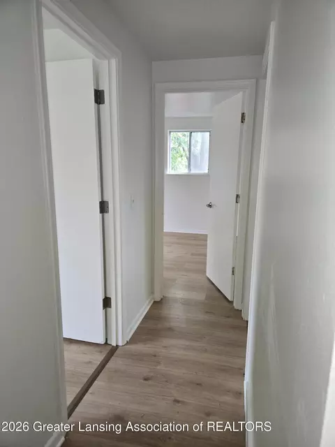 Entry Way - 3811 Cooley Dr, Lansing, MI 48911 photo 5 of 7