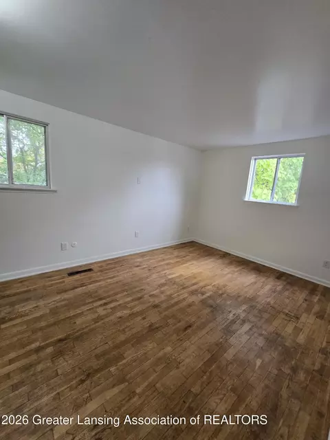 Bedroom - 3811 Cooley Dr, Lansing, MI 48911 photo 3 of 4