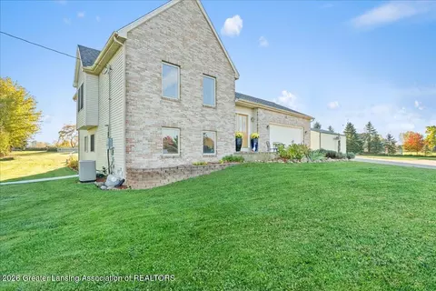Exterior - 11925 S Francis Rd, Dewitt, MI 48820 photo 3 of 6