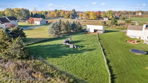 View/Area - 11925 S Francis Rd, Dewitt, MI 48820 photo 9 of 12