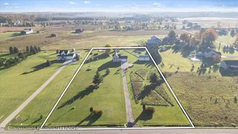 View/Area - 11925 S Francis Rd, Dewitt, MI 48820 photo 1 of 12