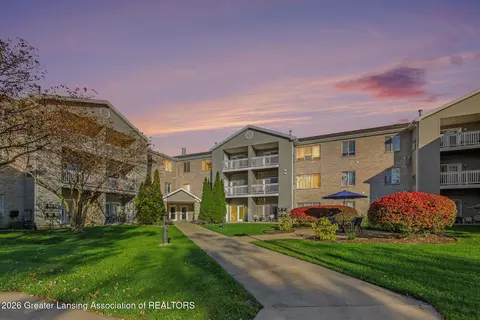 338 W Saginaw St #352, East Lansing, MI 48823