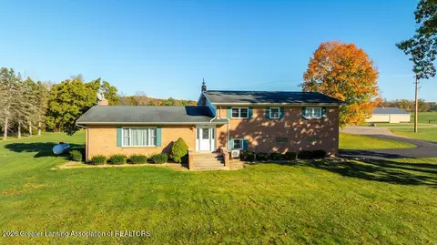 3220 M 52, Williamston, MI 48895