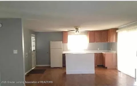 222 W Gilson St, Edmore, MI 48829 | MLS# 300108 | 20 Photos - Movoto
