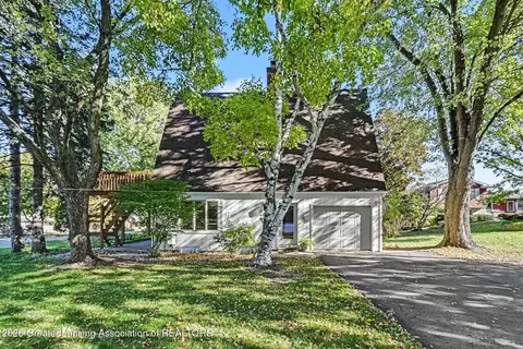 Exterior - 1035 E Geneva Dr, Dewitt, MI 48820 photo 4 of 6